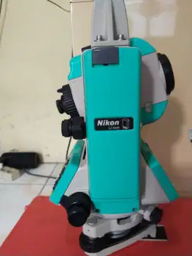 Total station Nikkon dtm 322-2 bekas lengkap set