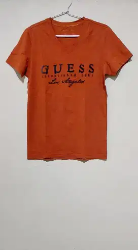 Kaos LEVIS, UNIQLO, TIMBERLAND dll