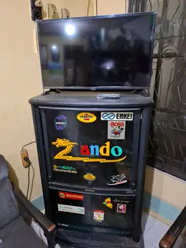 Lemari TV kondisi seken bagus