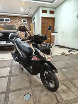 Bissmillah dijual motor Honda beat fi 2015 istimewa