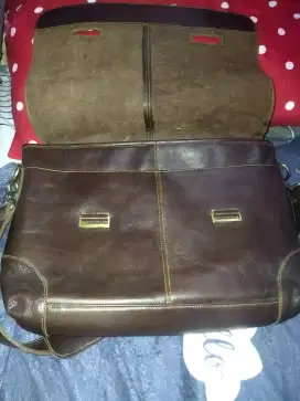 Tas kulit merk bagbone bisa utk tas laptop tas kerja,