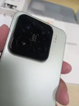 XIAOMI 15 512GB GREEN FULLSET LIKE NEW GARANSI RESMI 2 TAHUN