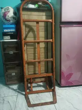 Troli barang kondisi bagus bngt blom dipakai