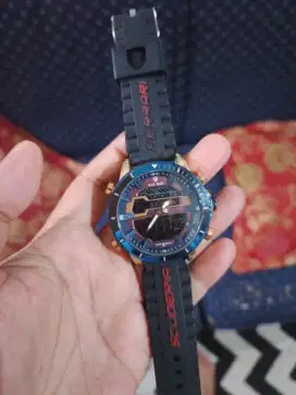 Jam digital analog bagus diameternya besar kulit tebal bagus 285rb