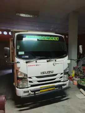 Dijual Dump Truck Isuzu NMR 71 Tahun 2016