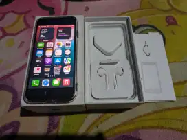 Iphone SE3 64GB jual cepat