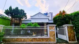 Rumah Nyaman dan Asri, Cocok untuk Keluarga di Pejaten Timur Jaksel