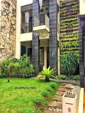 Dijual CEPAT Rumah Di Lokasi Yang Nyaman Dan Strategis Di Bintaro