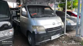 Dijual Cepat Pickup Daihatsu Granmax 1.3 20014 Silver Plat L On