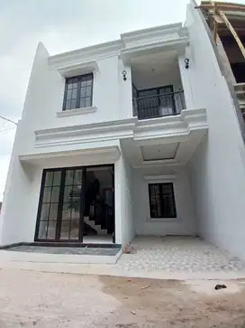 hunian 2 lantai 700jt an  lokasi KSU sukmajaya depok