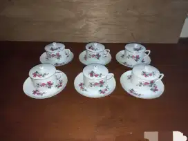 Cangkir kopi jadul
