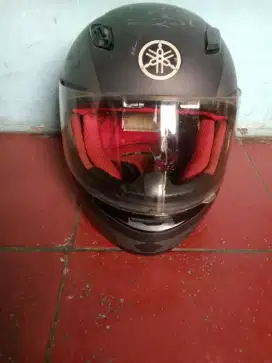 Di jual helm bekas pemakaian pribadi