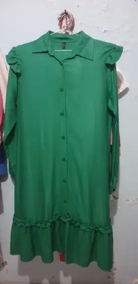 Tunik ruffle wanita