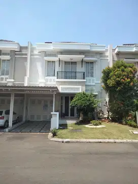 Dijual TURUN HARGA Rumah Siap Huni Cluster Maxwell Gading Serpong