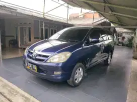 Toyota kijang Innova G manual th2005 PJK hidup siap pakai