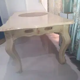 Dijual meja bahan semi batu