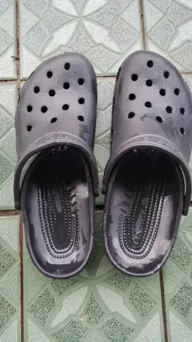 Sendal Crocs 2 Pasang