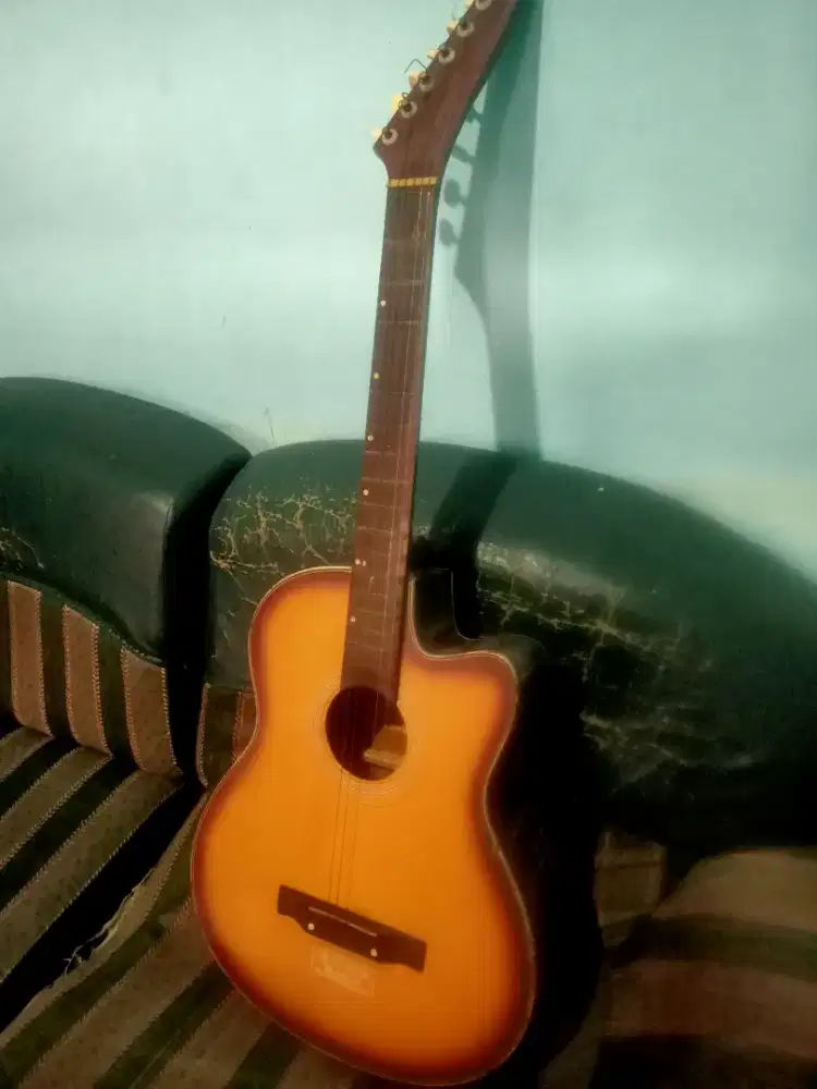 Jual Gitar Yamasda Murah Bekas