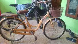 Dijual sepeda bekas rasa baru