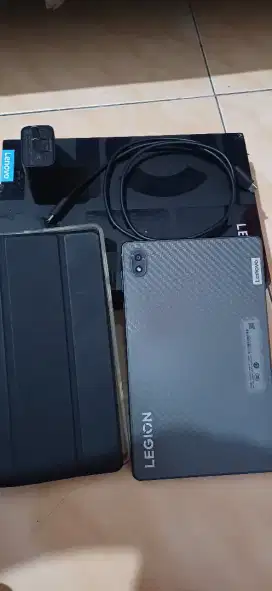 Tab LEGION Y700