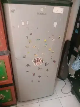 Kulkas panasonic 1 pintu