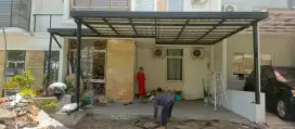 Kanopi baja ringan terpasang rapi