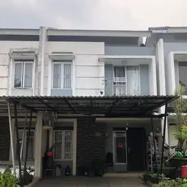 Rumah Cantik  murah 2,5lantai siap huni