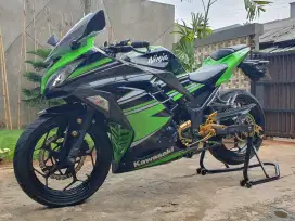 Kawasaki Ninja 250 FI Injeksi Tahun 2018 NIK 2017 KRT Edition KM 23rb
