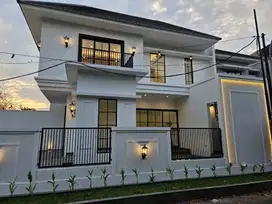 Dijual rumah baru Hook modern style 2 lantai