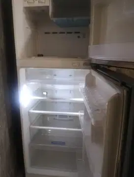 Jual murah kulkas Samsung 2 pintu Jumbo inverter