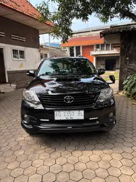 Fortuner trd 2015 istimewa