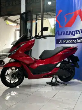Honda Pcx Cbs 160cc Th. 2024 km 8Rb Anugerah Motor Pucang