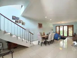 Rumah Semi Furnish Dekat Fasilitas Club House Rancamaya Bogor