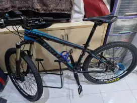 Sepeda MtB United Dominate 079