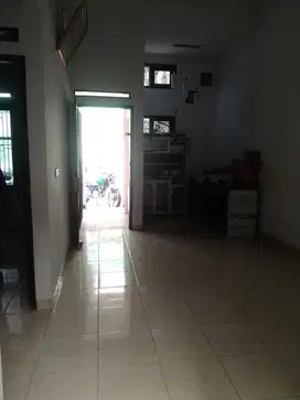 RUMAH CLUSTER ONE GATE Sistem L1NGKUNGAN ASR1 DAN NYAMAN D1 JAT1AS1H