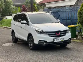 Wuling Cortez 1.8L Lux AMT 2018  Putih