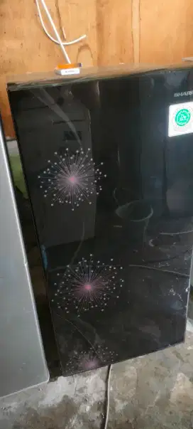Kulkas 1 pintu merk SHARP