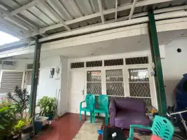 Rumah di kawasan premium Senayan