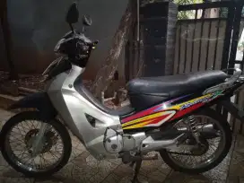 Dijual honda karisma tahun 2004 pajak panjang dki
