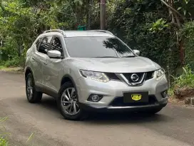 TERMURAH! DP 3 JT! Nissan Xtrail 2.5 AT 2017 Silver Metalik