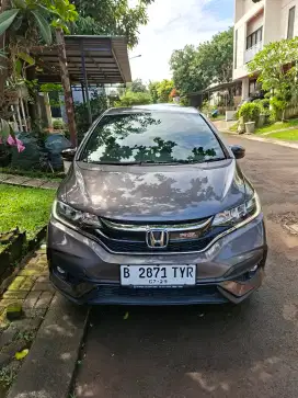 Honda Jazz RS Cvt Thn.2019 FaceSLift Terahir & Low Kilometer Pemakaian