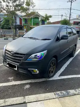 Toyota Kijang Innova 2014 Bensin