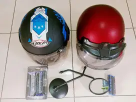 2 Dua helm + spion motor harga 200 pas net lokasi cilebut bogor