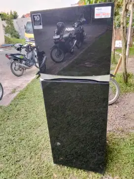 Kulkas AQUA 2 pintu normal