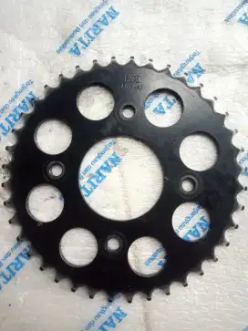 gear belakang SSS warna hitam