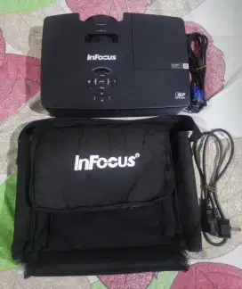 Infocus in220 3500lumens like new