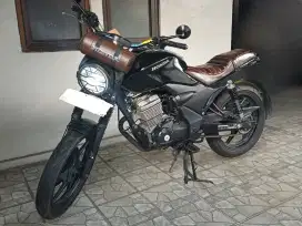Verza Custom Scrambler