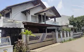Di jual rumah luas hitung tanah akses strategis