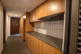 Disewakan Rumah Mewah Furnish Di Jl. Tampomas Gajahmungkur Semarang