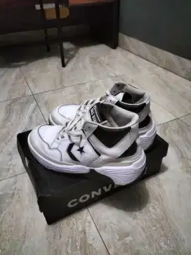 Sepatu Converse Weapon CX